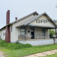Building Photo - 3 bed 1 bath home