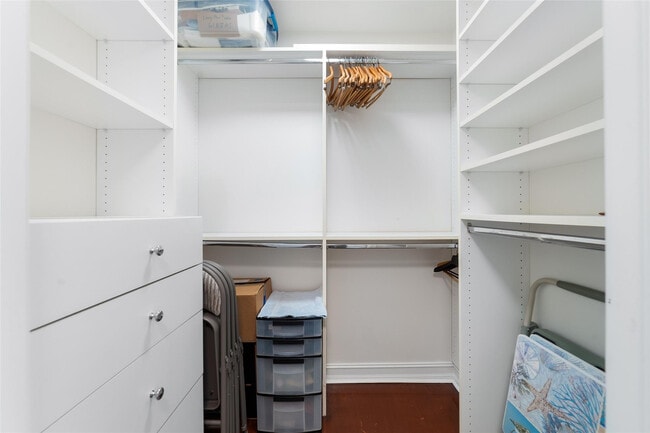 Building Photo - 99 SE Mizner Blvd