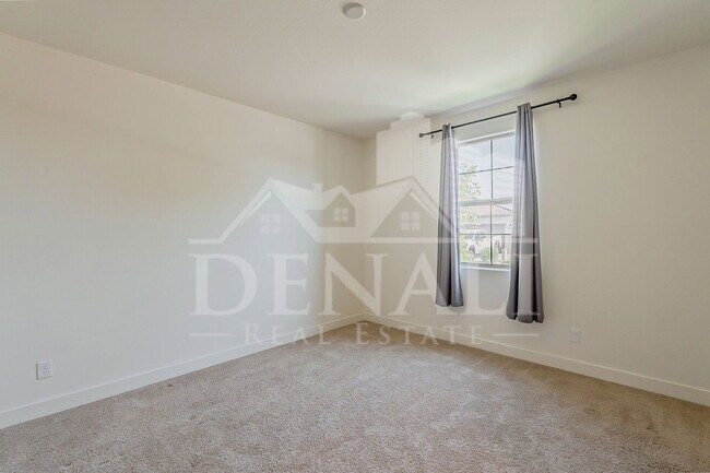 Building Photo - 10962 W Taylor St