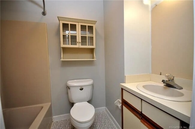 Building Photo - 507 Carlton Ln