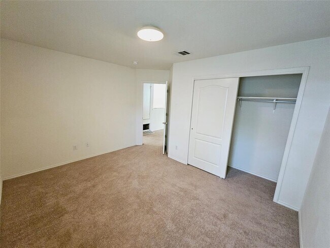 Building Photo - 7020 Doyal Dr
