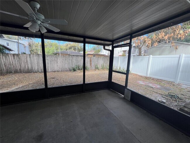 Building Photo - 2220 Amherst Ave