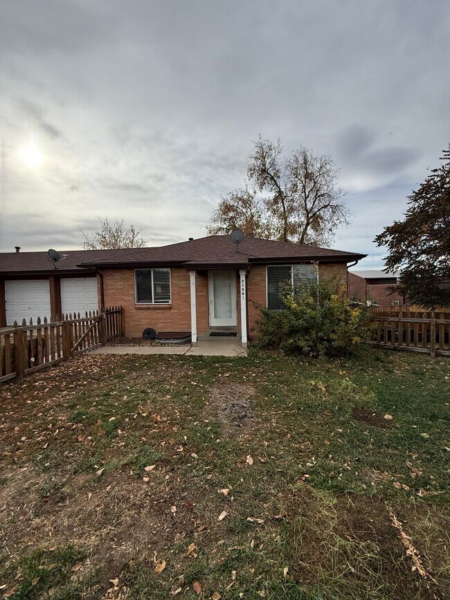 Building Photo - 16th7130