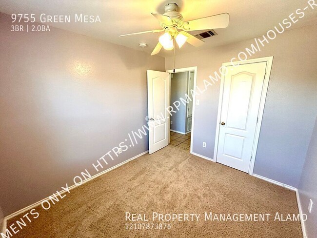 Building Photo - AVAILABLE NOW! 3 Bedroom / 2 Bath Home Nea...