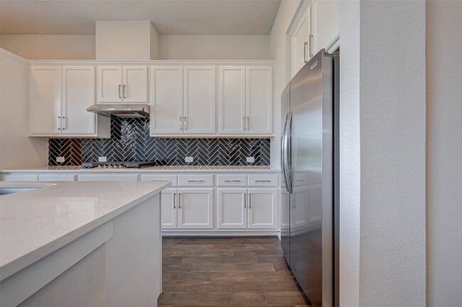 Building Photo - 6570 Scarlet Pond Ln