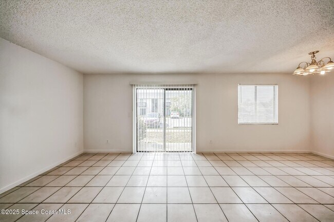 Building Photo - 451 Mercury Ave SE