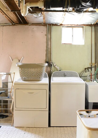 Building Photo - 1113 Ardmore Dr