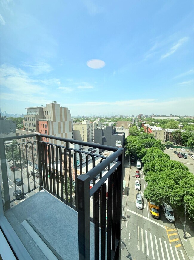 Building Photo - 1584 Fulton St