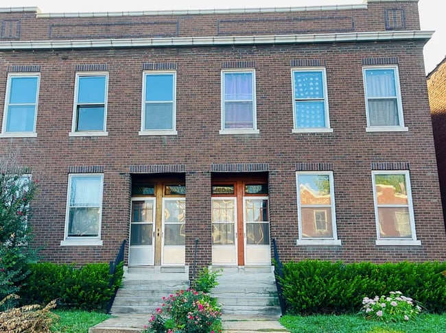 Building Photo - 3332 Virginia Ave