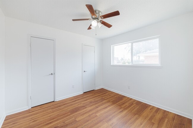 Building Photo - 1615 Junker St