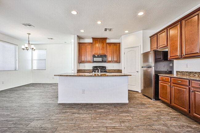 Building Photo - 6360 Beavertail Pond Ave
