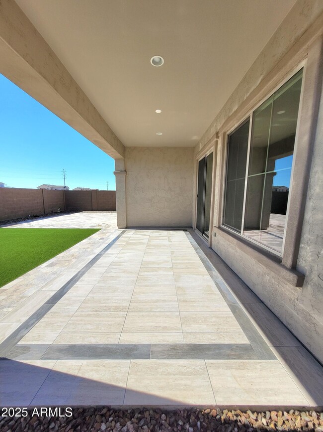 Building Photo - 21377 E Timberline Rd