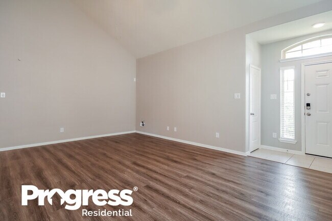 Building Photo - 5107 Gulf Stream Ln