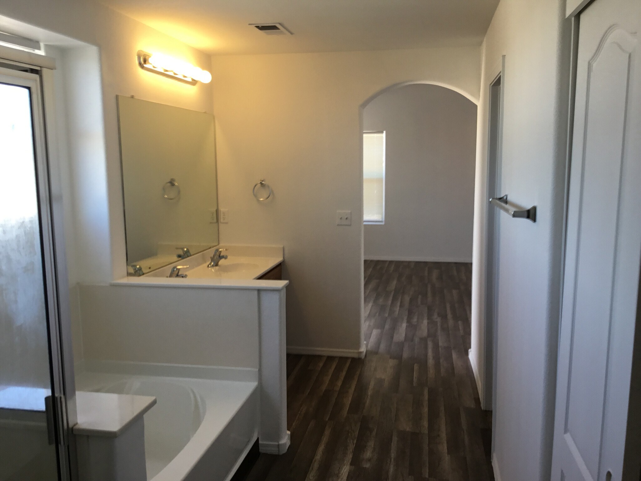 Building Photo - 3833 Oasis Springs Rd NE