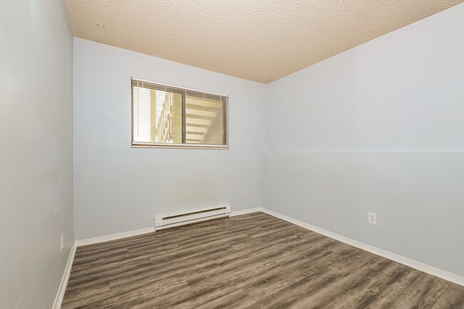 Building Photo - 720 City Park Ave