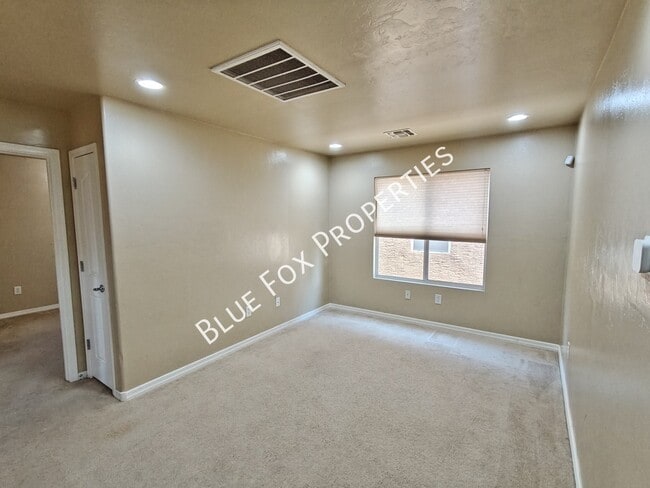 Building Photo - 5874 N Dartwhite Dr