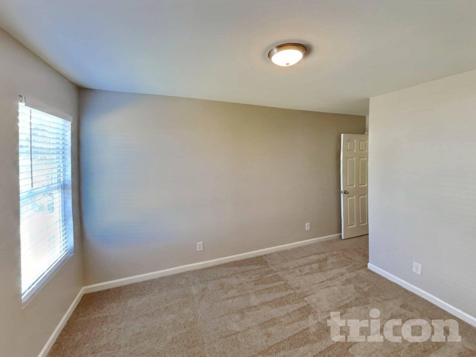 Building Photo - 693 Winners Point