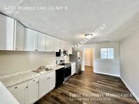 Building Photo - Newly Remodeled 2Bed/1Bath Duplex Off 58: ...