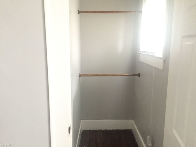 Building Photo - 2 br, 1 bath House - 625 N Grant Ave