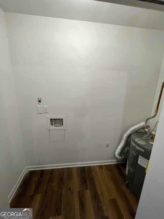 Building Photo - 155 Bowen St