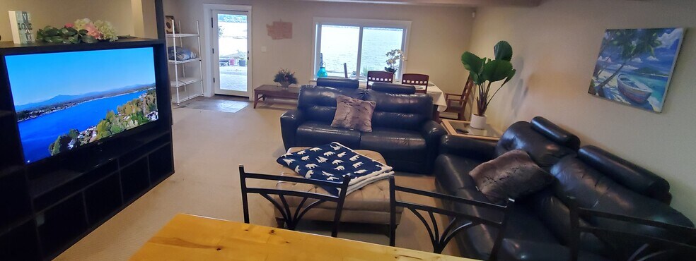 Building Photo - 1611 Vernon Rd