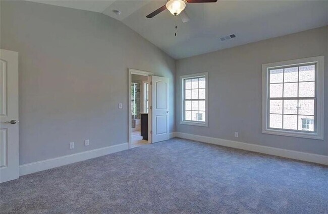 Building Photo - 2465 Magnolia Ridge Dr