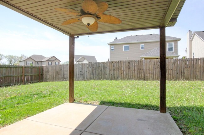 Building Photo - --AVAILABLE NOW! MOVE-IN READY!!!