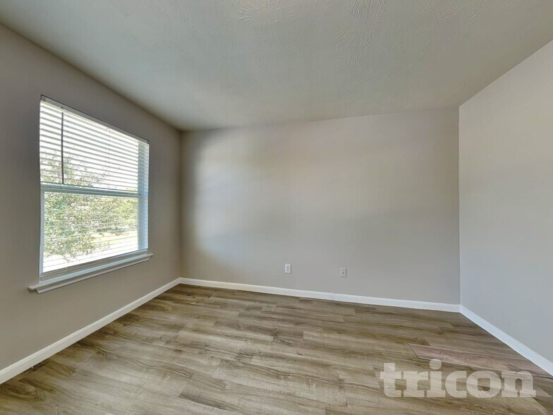 Building Photo - 20710 Hardwick Oaks Dr