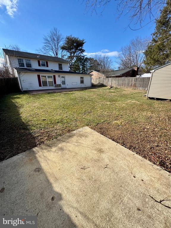 Building Photo - 1040 Springhill Way