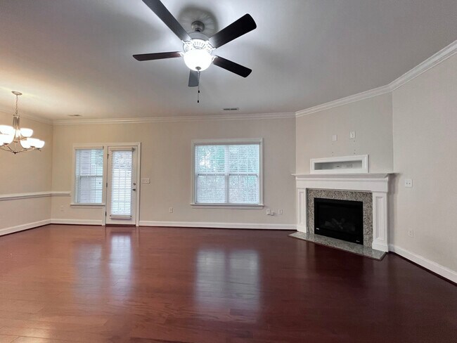 Building Photo - 2707 Masonboro Ferry Dr