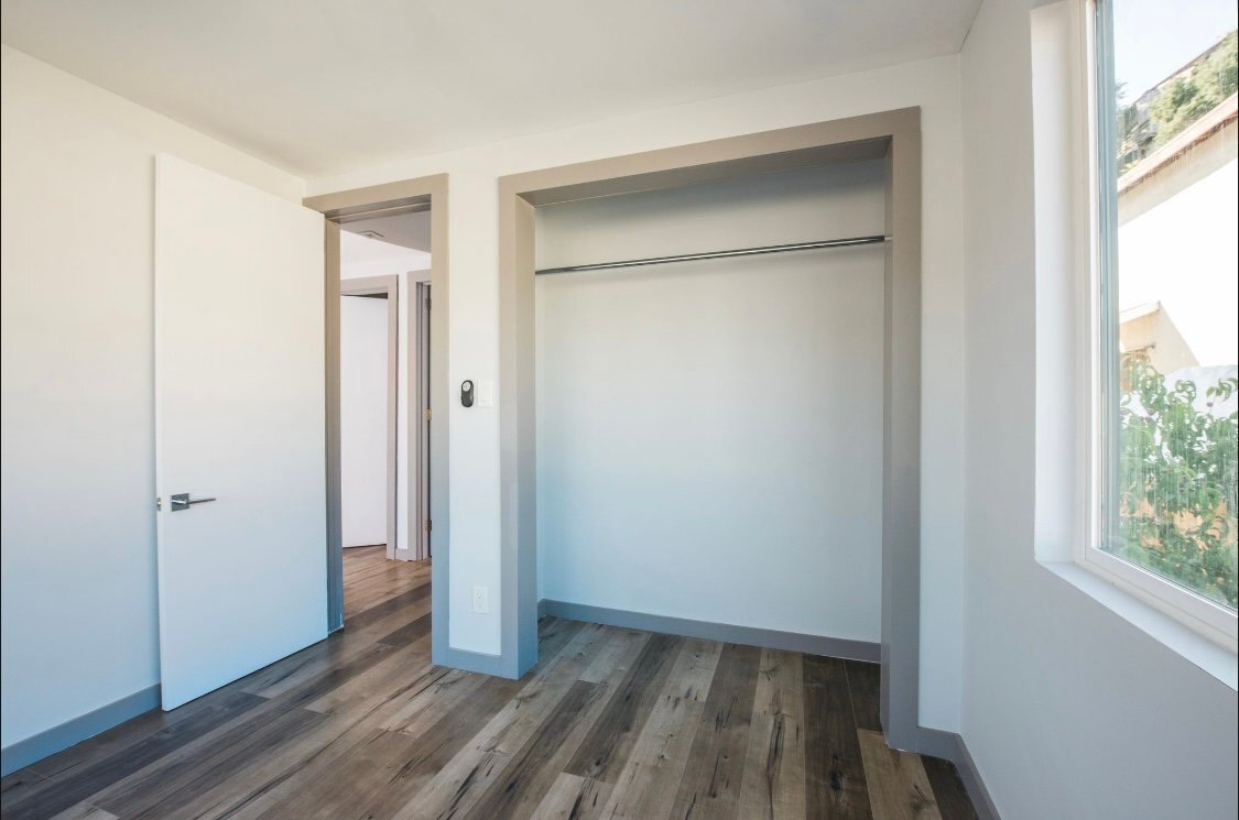 Building Photo - 141 San Pascual Ave