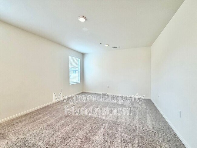 Building Photo - 28441 Dusky Willow Dr