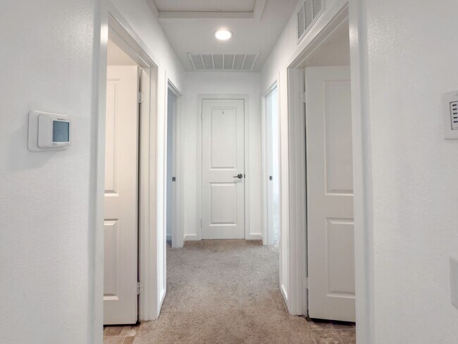 Building Photo - Newer Construction, Exquisite 4 Bedroom + ...