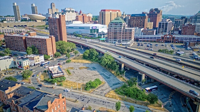 Building Photo - 90 Madison Ave