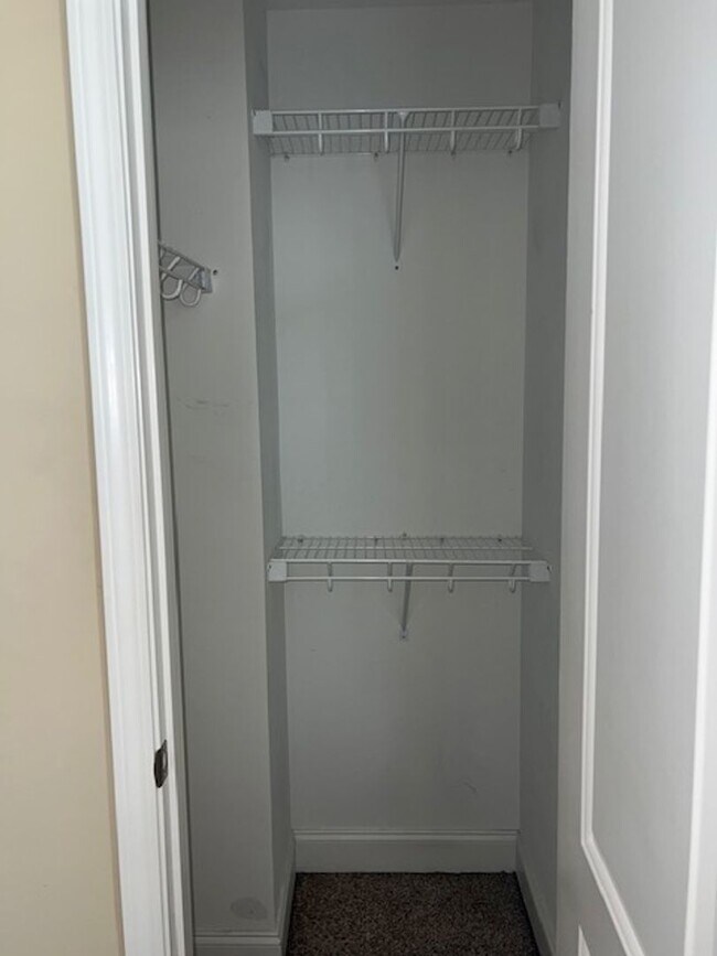 Building Photo - 3 bedroom/2.5 Bathroom Sugar Valley Townhome