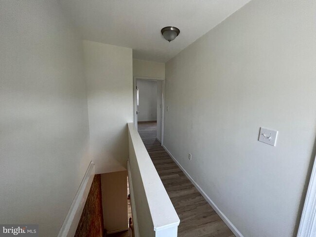 Building Photo - 101 Cedar Ave