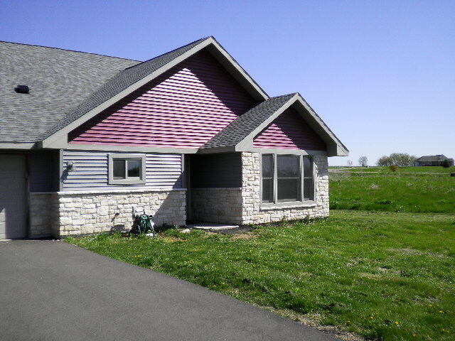 Building Photo - 1300 146th Ave