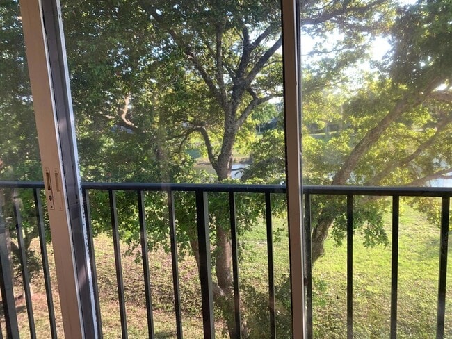 Building Photo - 4120 Tivoli Ct