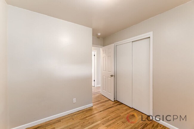 Building Photo - Gorgeous Home in Great Location!