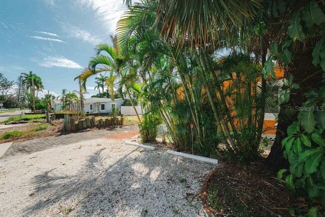 Building Photo - 13320 2nd St E