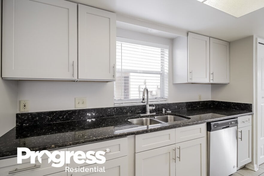 Building Photo - 11904 Atlin Dr