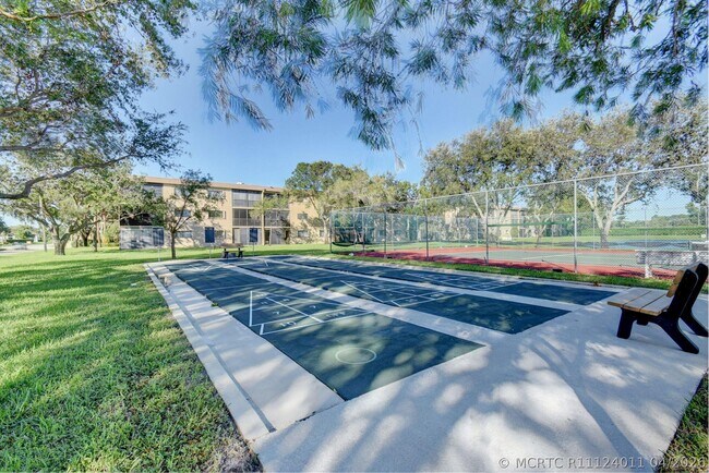 Building Photo - 15109 Ashland Dr