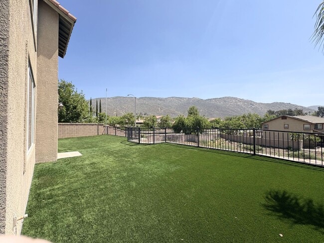 Building Photo - Beautiful Moreno Valley Home