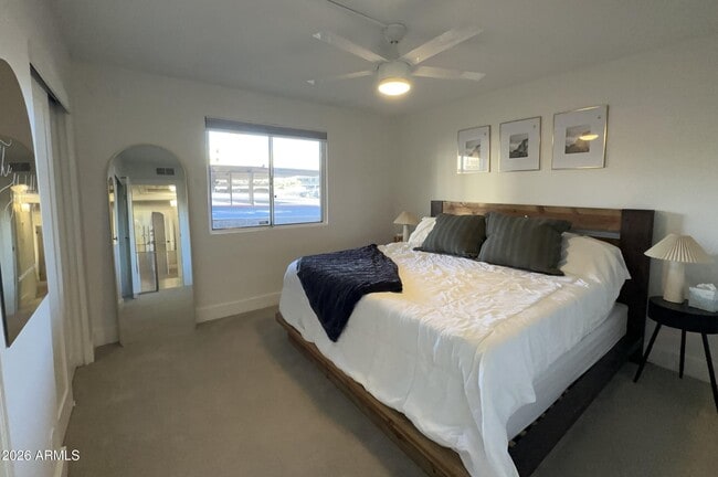 Building Photo - 7625 E Camelback Rd