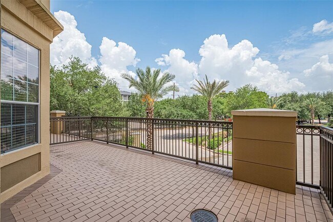 Building Photo - 7575 Kirby Dr