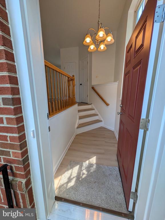 Building Photo - 17289 Vaughn Ln