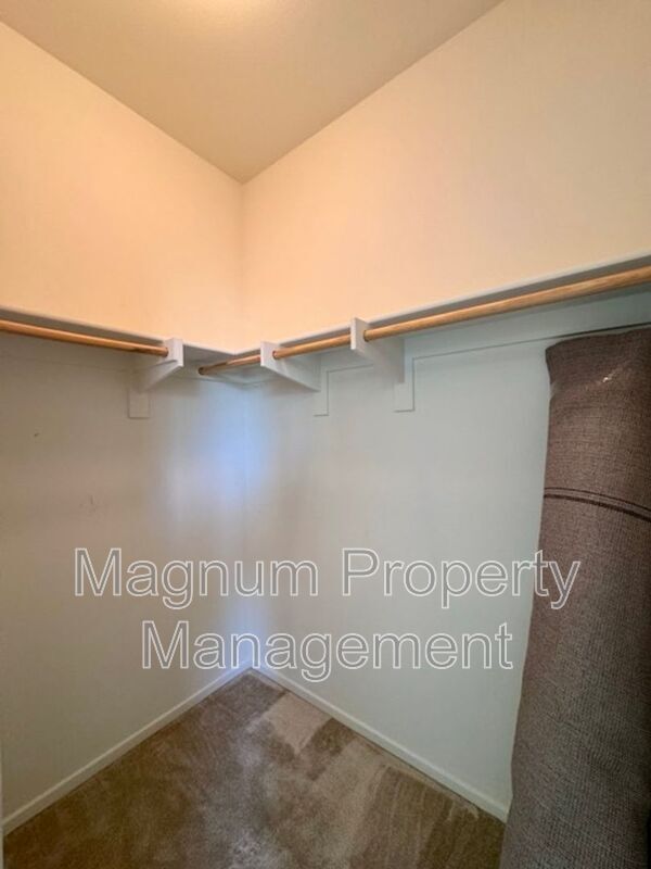 Building Photo - 34913 Limecrest Pl