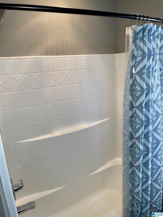 Building Photo - 27152715 Oxmoor Glen Dr