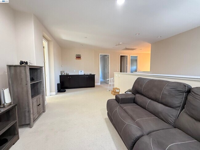 Building Photo - 7826 Kelly Canyon Pl