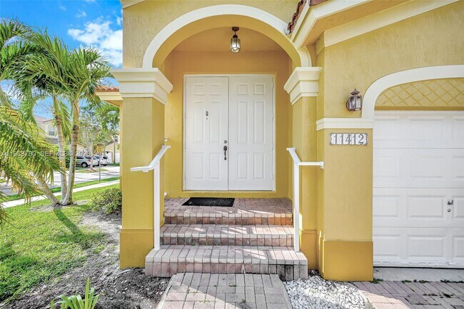 Building Photo - 11412 SW 137th Pl